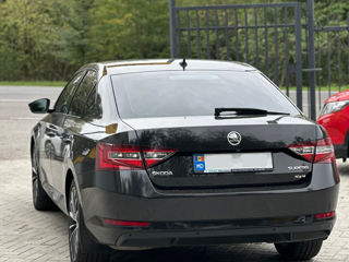 Skoda Superb foto 4