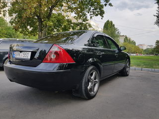 Ford Mondeo foto 3