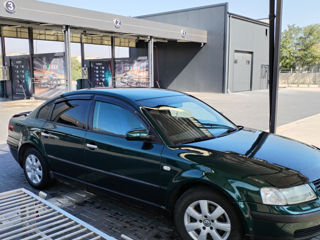 Volkswagen Passat foto 4