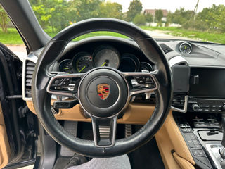 Porsche Cayenne foto 7