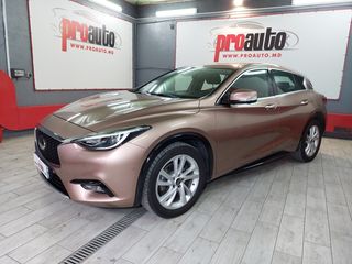 Infiniti QX30 foto 2