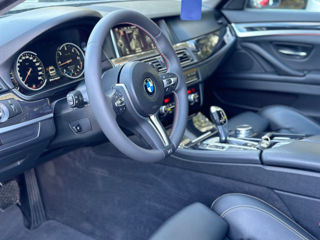 BMW 5 Series foto 9