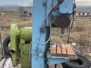 Vând motor electric foto 2