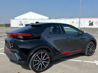 Toyota C-HR foto 4