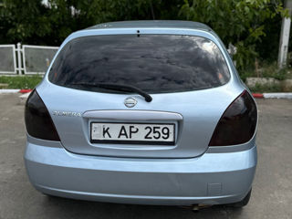 Nissan Almera foto 4