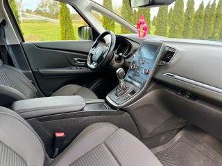 Renault Grand Scenic foto 8