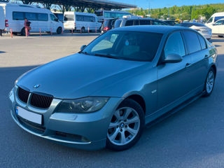 BMW 3 Series фото 1