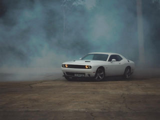 Dodge Challenger foto 6