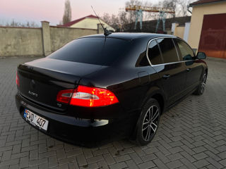 Skoda Superb foto 3