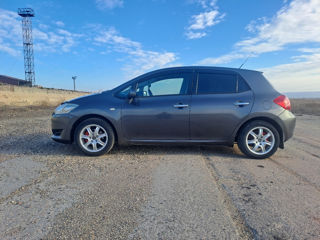 Toyota Auris foto 8