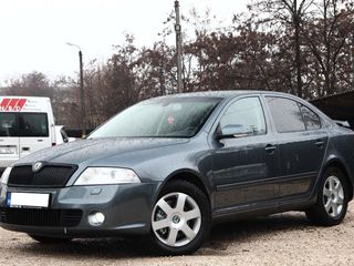 Skoda Octavia foto 1