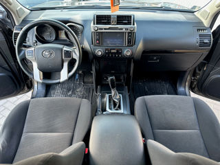 Toyota Land Cruiser Prado foto 8