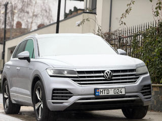 Volkswagen Touareg foto 2