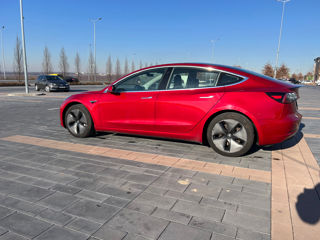 Tesla Model 3 foto 5