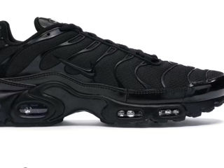 Vand Nike TN Triple Black foto 1