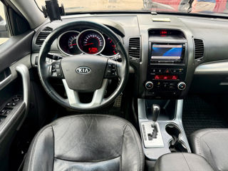KIA Sorento foto 8