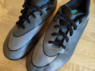 Ghete de fotbal nike foto 2