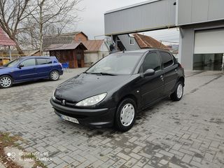 Peugeot 206 foto 2