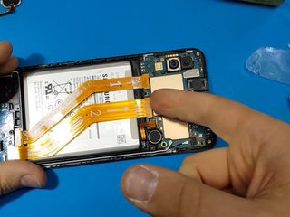 Samsung Galaxy A31, Bateria nu se încarcă? О vom înlocui fără probleme! foto 1