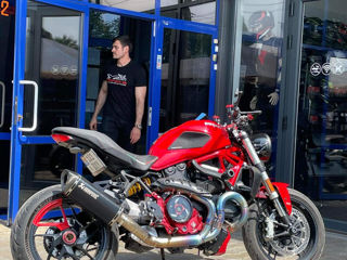 Ducati Monster foto 2