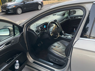 Ford Fusion фото 6