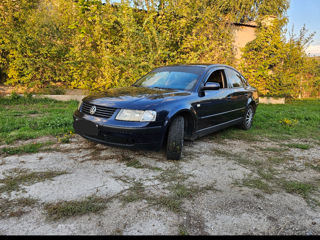 Volkswagen Passat foto 1