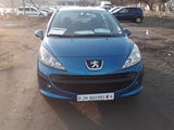 Peugeot 207 foto 1