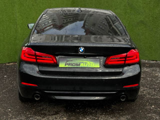 BMW 5 Series foto 4