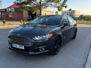 Ford Fusion foto 1