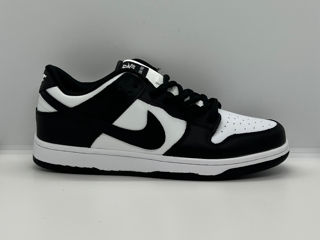 Nike Dunk Low Panda