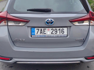 Toyota Auris foto 2