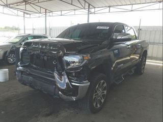 Toyota Tundra foto 2