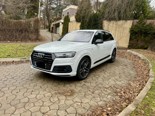 Audi Q7 foto 2