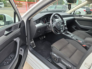 Volkswagen Passat foto 7