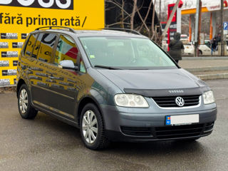 Volkswagen Touran foto 4