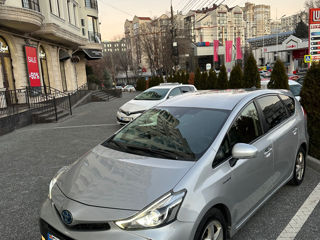 Toyota Prius + foto 3