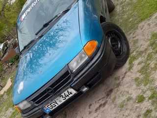 Opel Astra foto 3