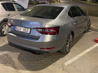 Skoda Superb foto 6