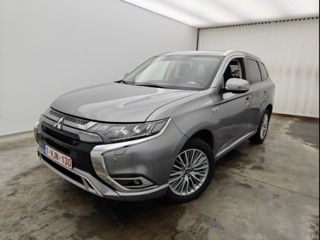 Mitsubishi Outlander foto 1