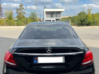 Mercedes E-Class foto 5