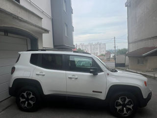 Jeep Renegade foto 7