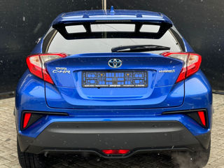 Toyota C-HR foto 5