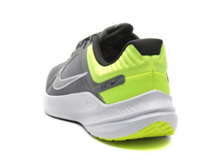 Nike Quest 5. 44 foto 1