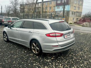 Ford Mondeo foto 3