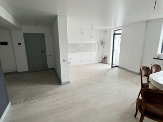 Apartament cu 3 camere, 71 m², Poșta Veche, Chișinău