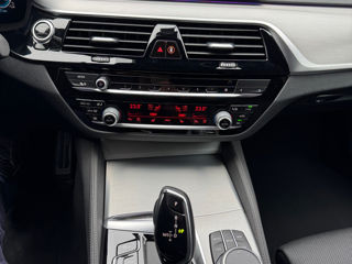 BMW 5 Series foto 6