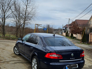 Skoda Superb foto 4