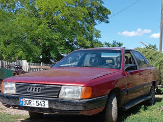 Audi 100