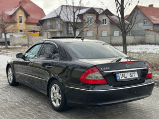 Mercedes E-Class foto 6