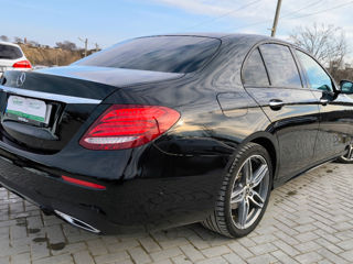 Mercedes E-Class foto 5